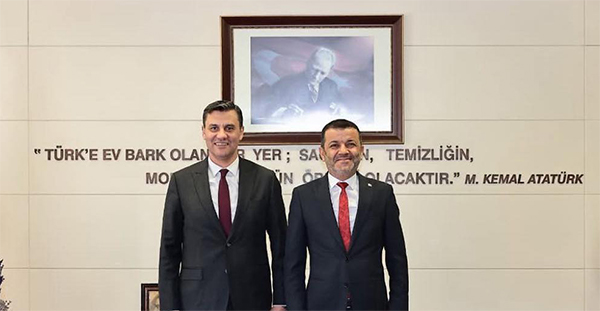 Çavuşoğlu'ndan duygusal paylaşım 