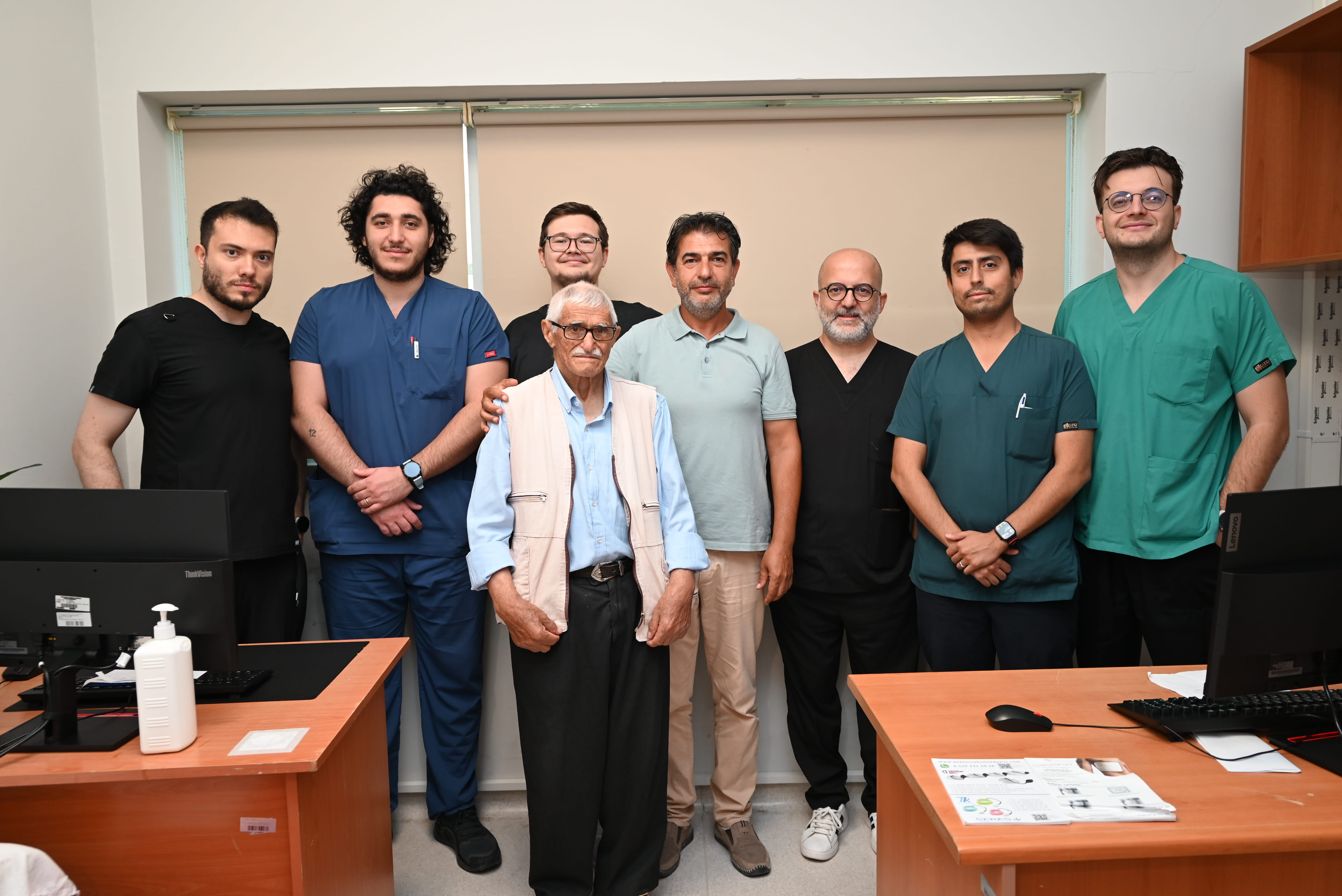  PAÜ Hastanelerinde 82 Yaşındaki Hastaya Başarılı Ameliyat  Gerçekleştirildi